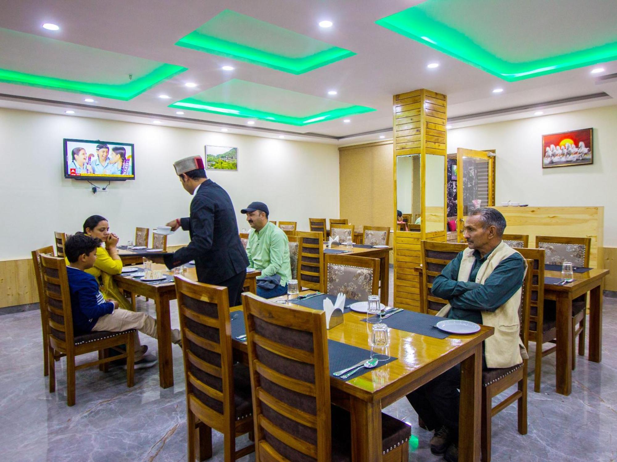 Swastik Grand Manali 호텔 외부 사진